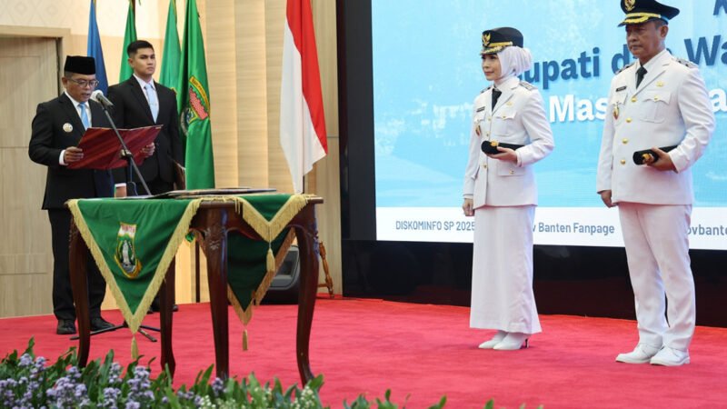 Gubernur Banten Andra Soni Lantik Bupati dan Wakil Bupati Serang Masa Jabatan Tahun 2025-2030