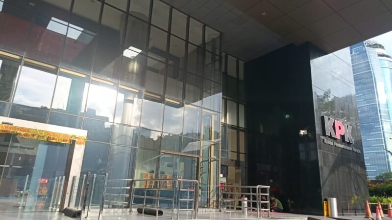 KPK OTT 8 Oknum Diduga Sindikat Pajak dari Dirjen Pajak Jakarta Utara