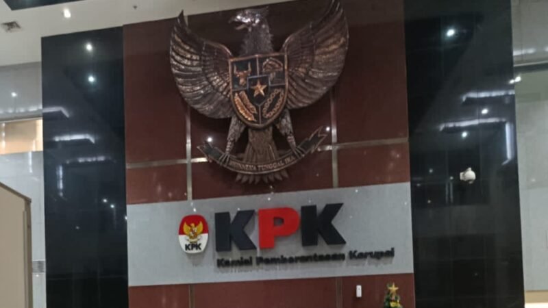 OTT Ditjend Pajak: Selain Uang 6 Milyar KPK juga Sita Logam Mulia